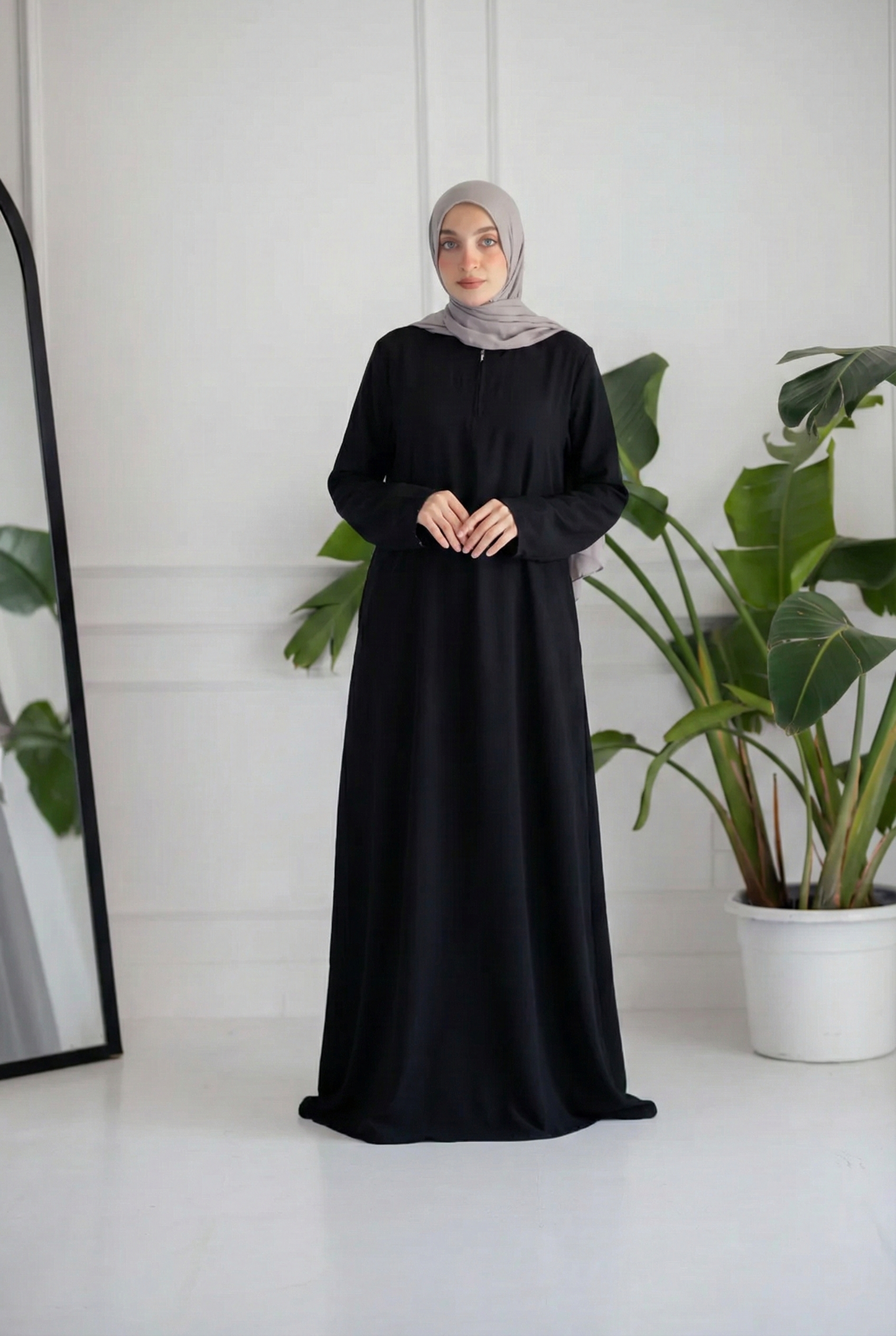 black Everyday Basic