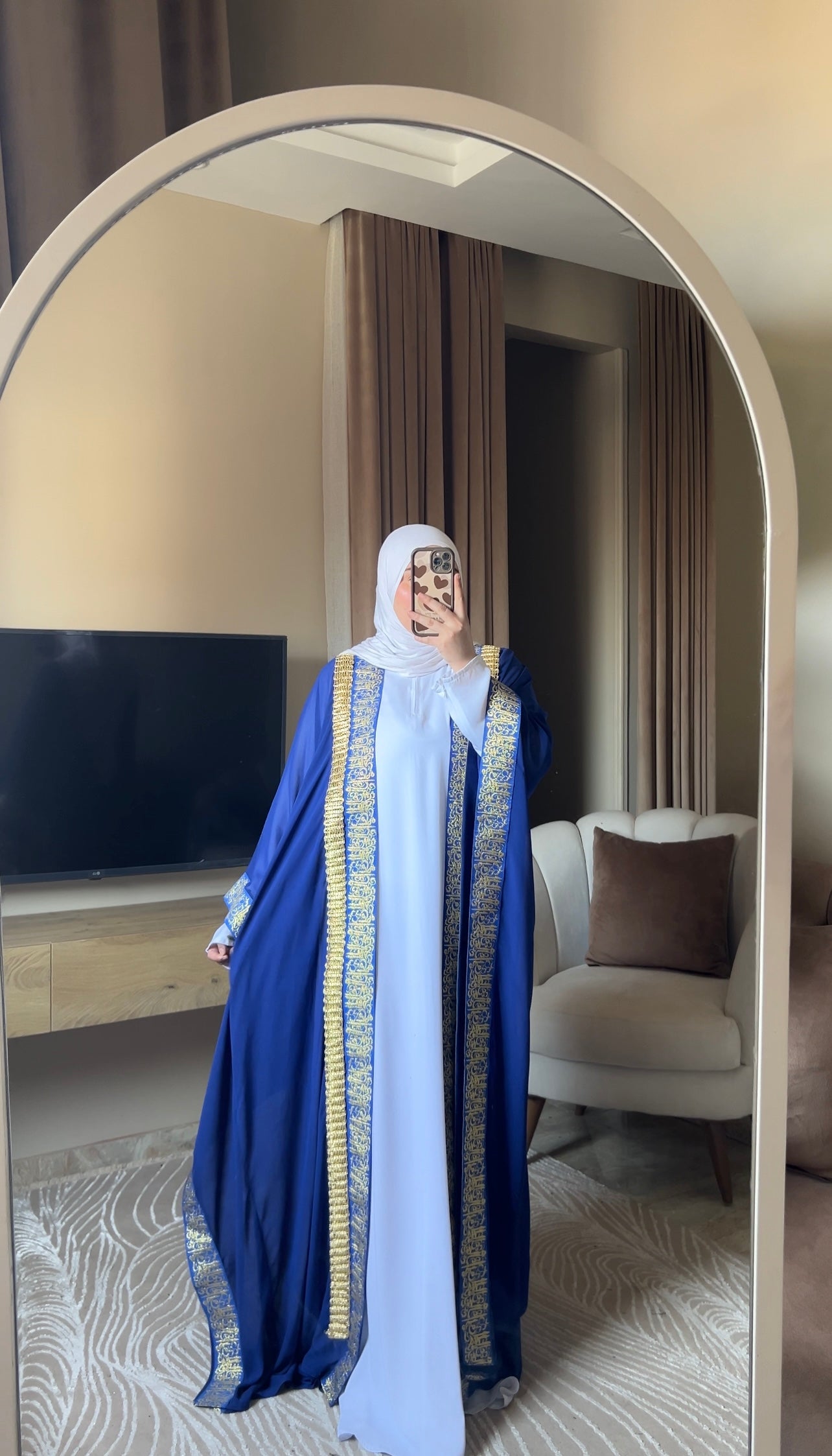 Zarkaa Elyamamah kaftan