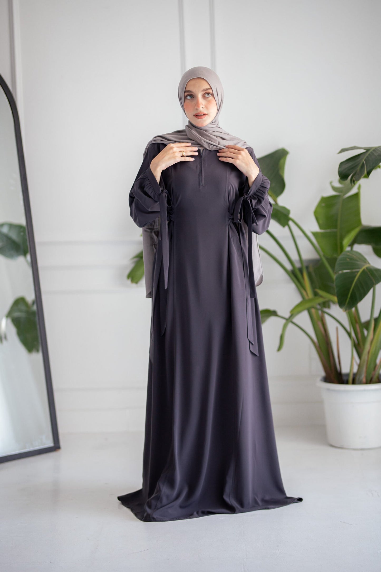 Grey Paradise Abaya