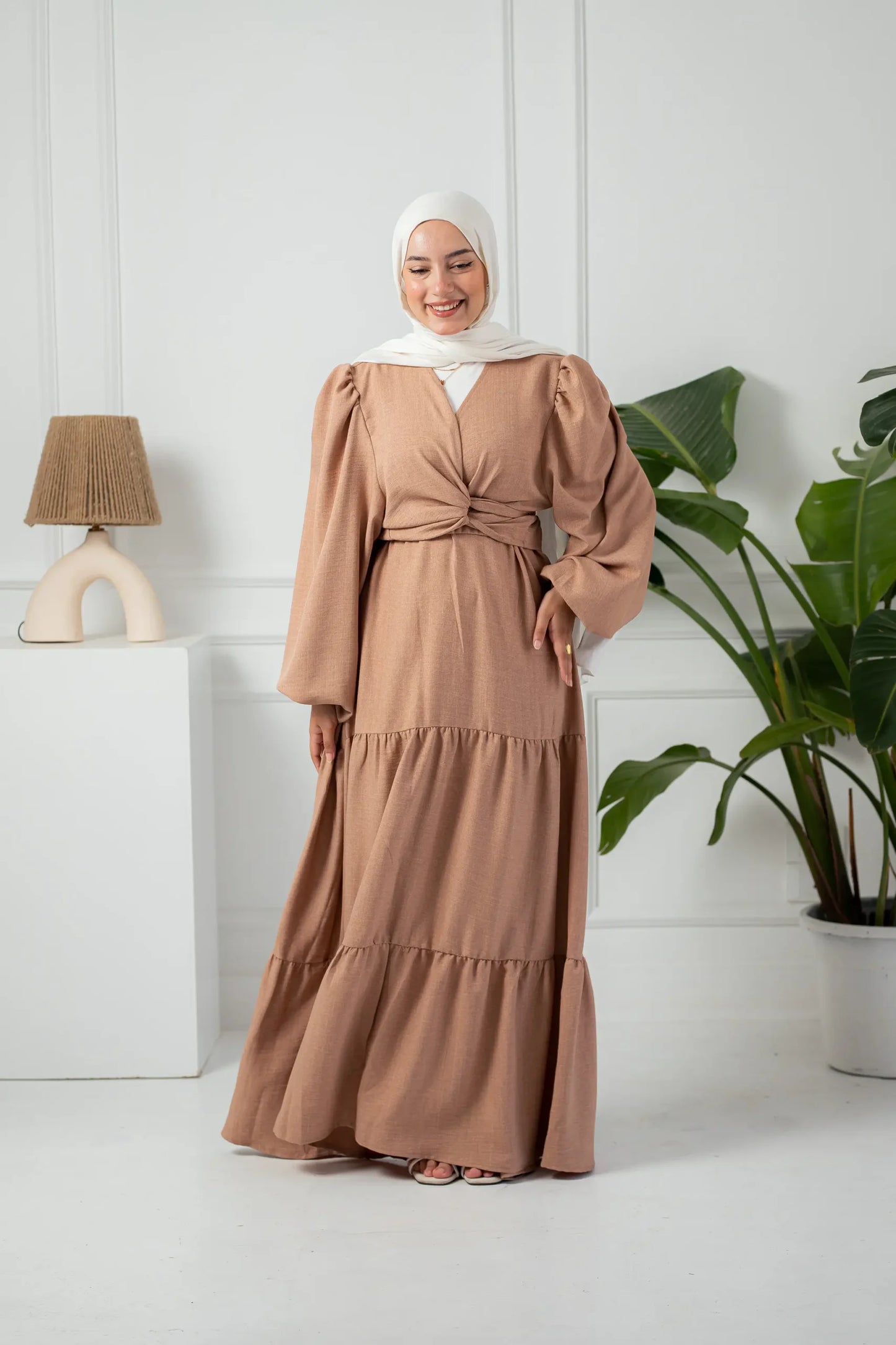 Rafeef Beige