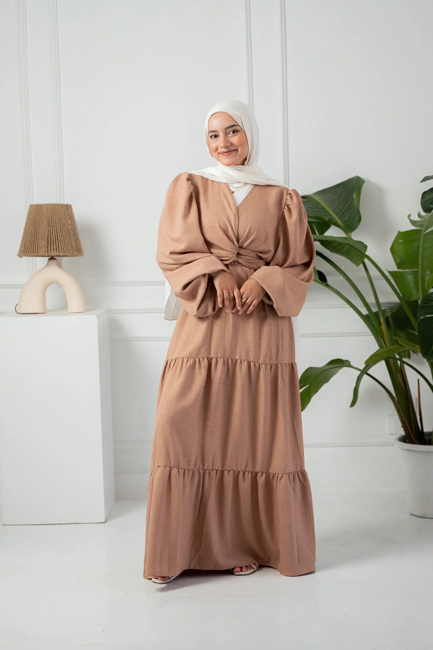 Rafeef Beige